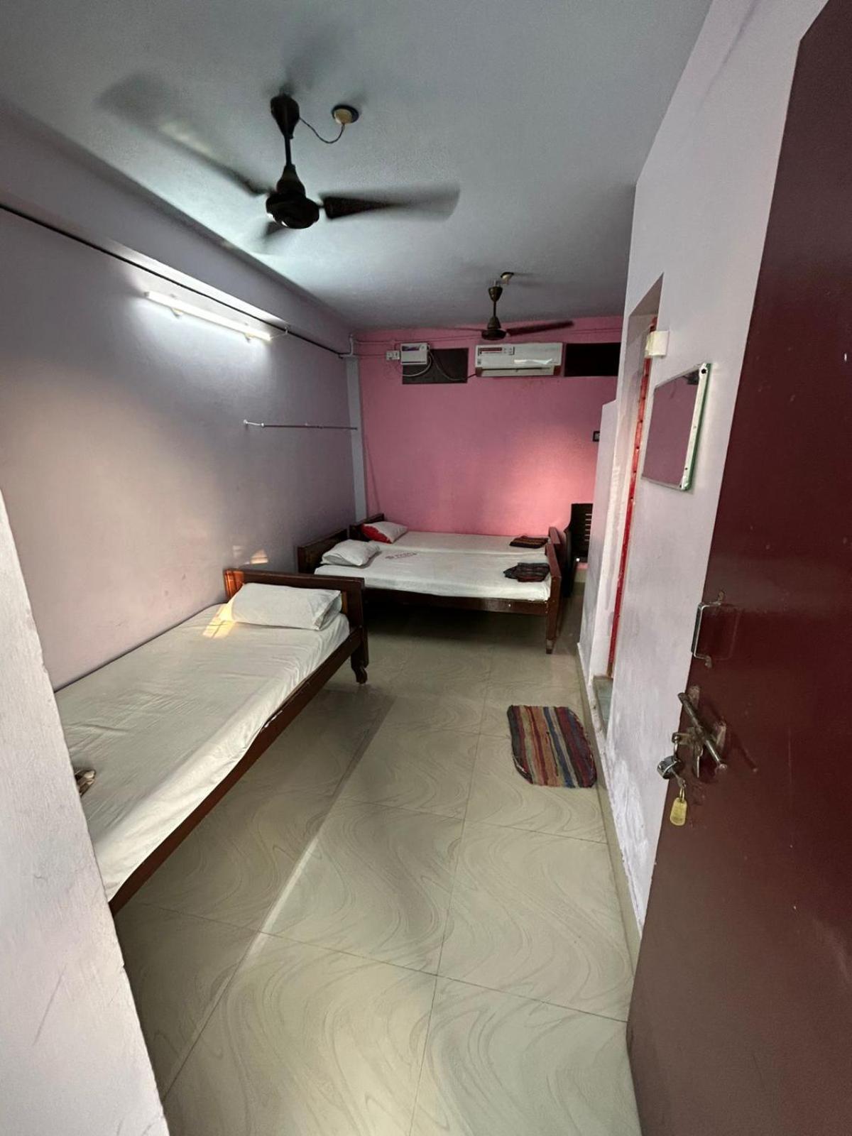 Meera Lodge Chidambaram Exterior photo
